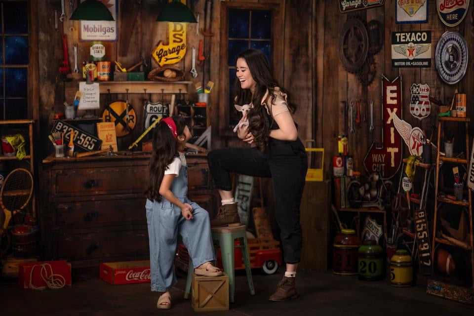 Dad's Garage Windows Night (JA)