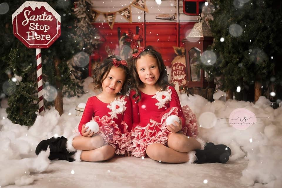 Winter Camper Decorated (Extra Lights)