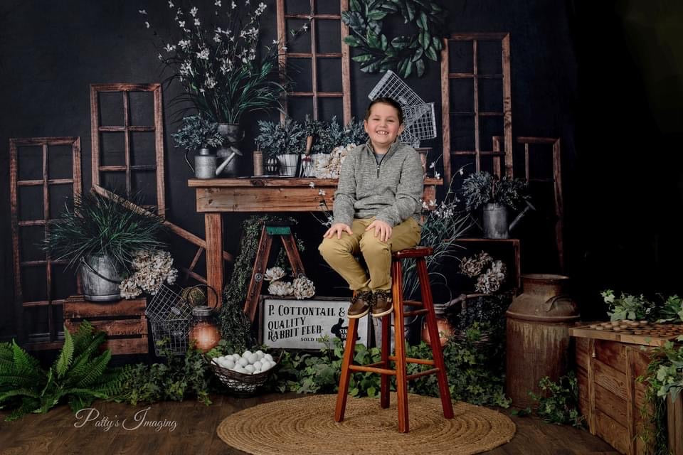 Cottontail and Co (Dark) (VR)