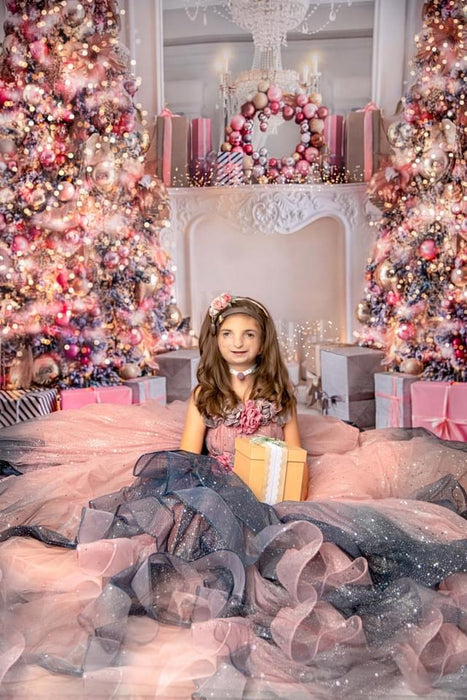 Sweeps Pretty in Pink Christmas