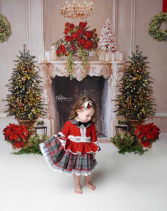 Christmas Elegance Fireplace