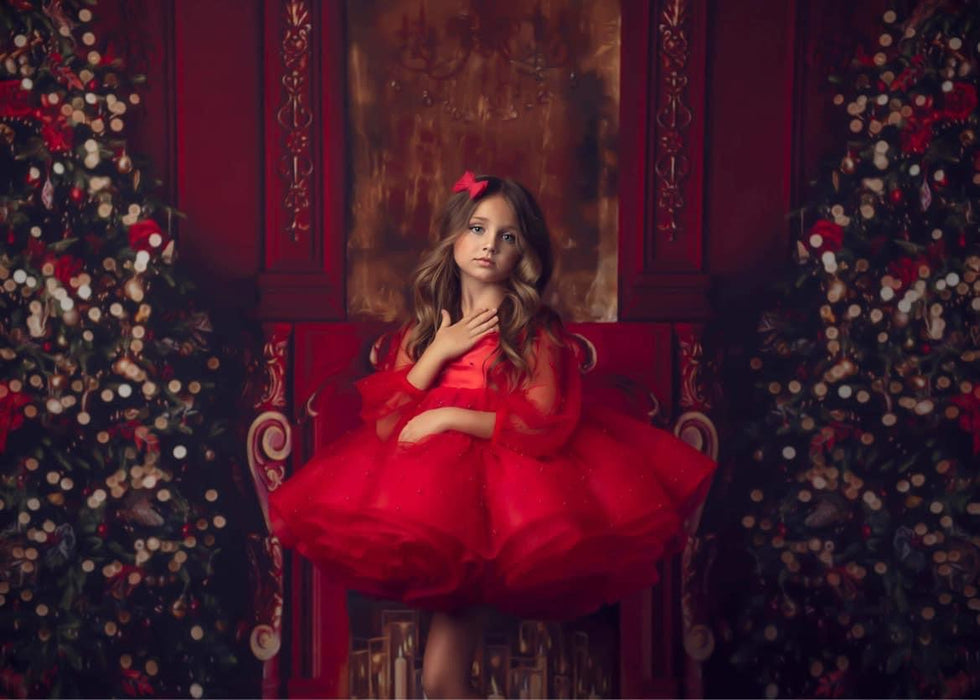 Royal Red Holiday (CC)