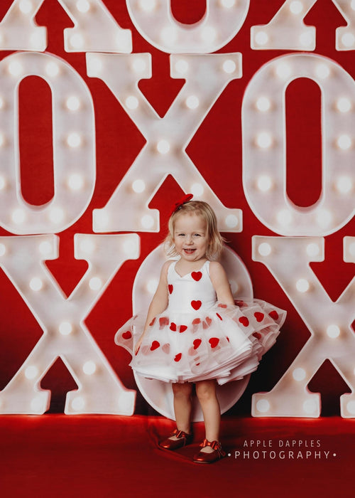 Hugs and Kisses in Red (JA)