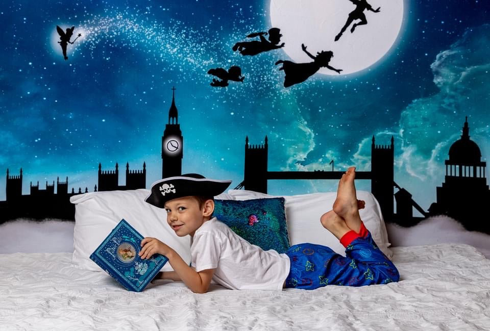 Off to Neverland (MR)