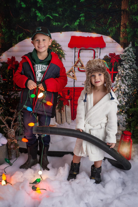 Winter Camper Decorated (Extra Lights)