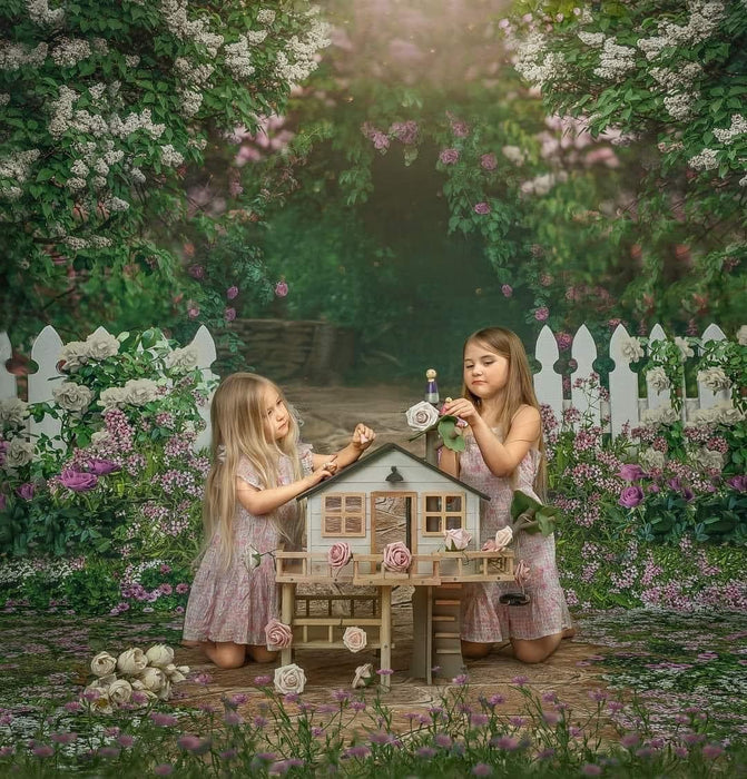 Sweeps First Blooms of Spring (CC)