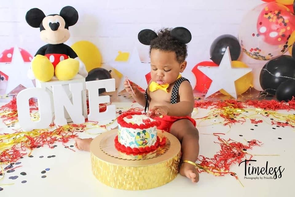 Mr. M Balloon Garland