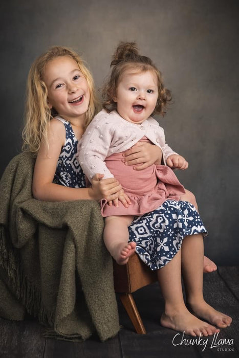 Allure Charcoal (CC)