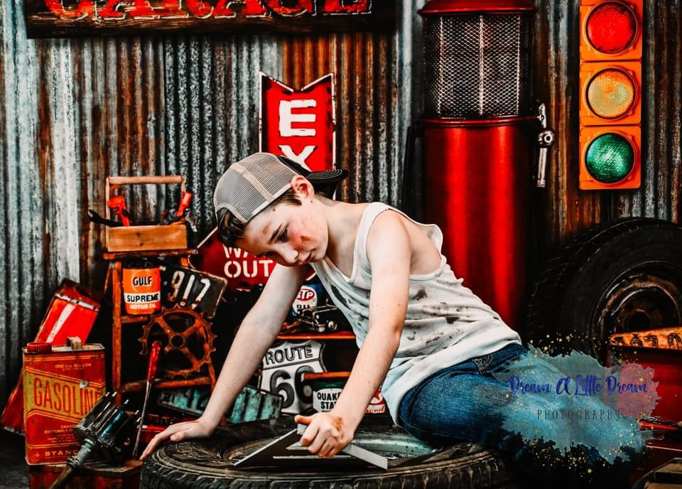 Gramps Garage (Extra Props)