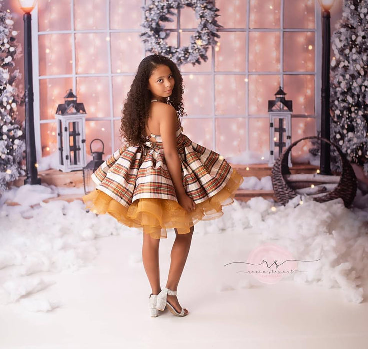 White Cottage Christmas with Awning