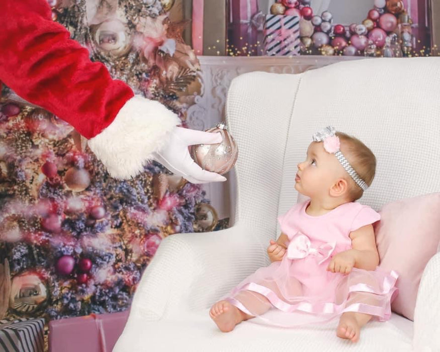 Sweeps Pretty in Pink Christmas