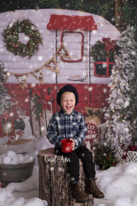 Winter Camper Decorated (Extra Lights)