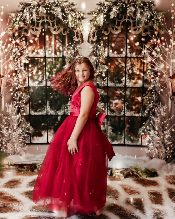 Winter Wonders Entry and Winter Wonders Windows Room