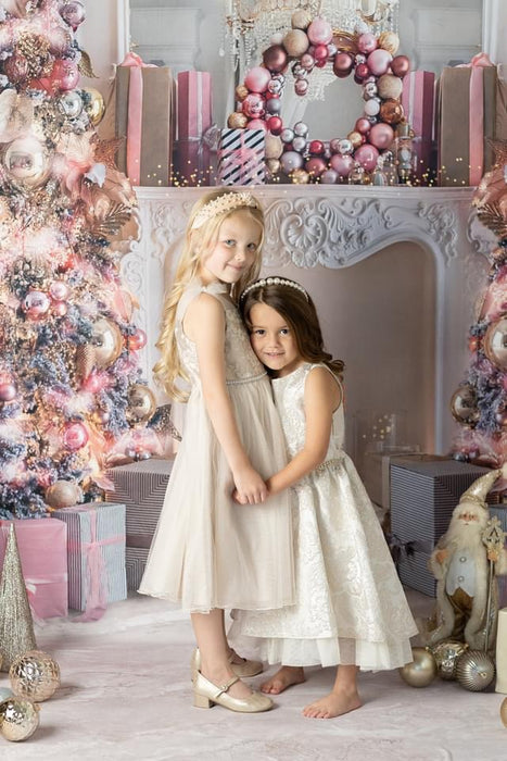 Sweeps Pretty in Pink Christmas