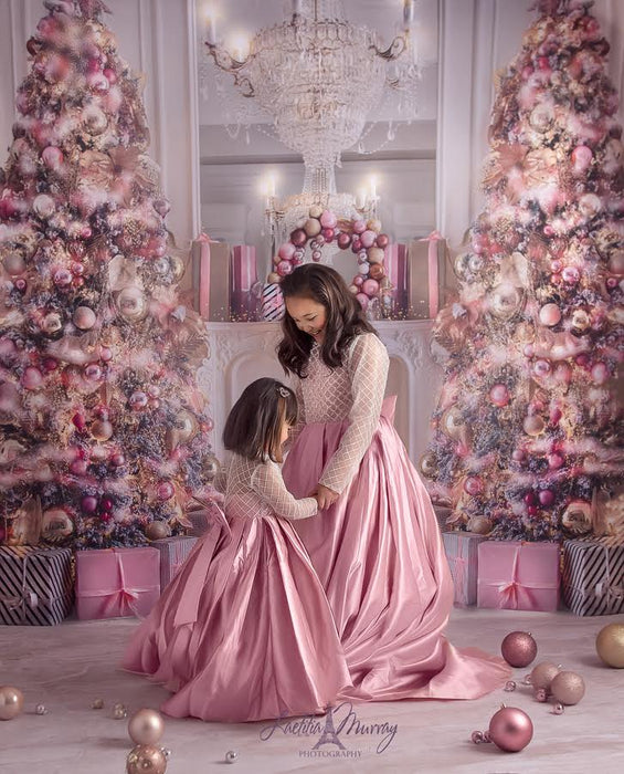 Sweeps Pretty in Pink Christmas