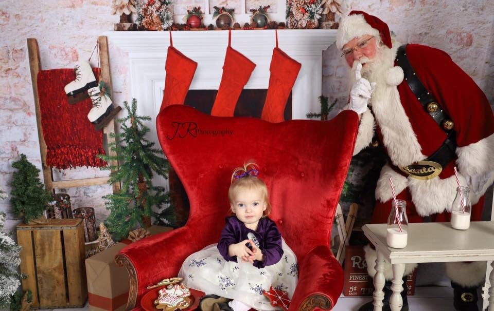 Farmhouse Cozy Fireplace