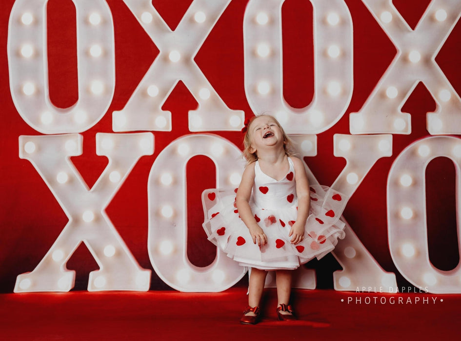 Hugs and Kisses in Red (JA)