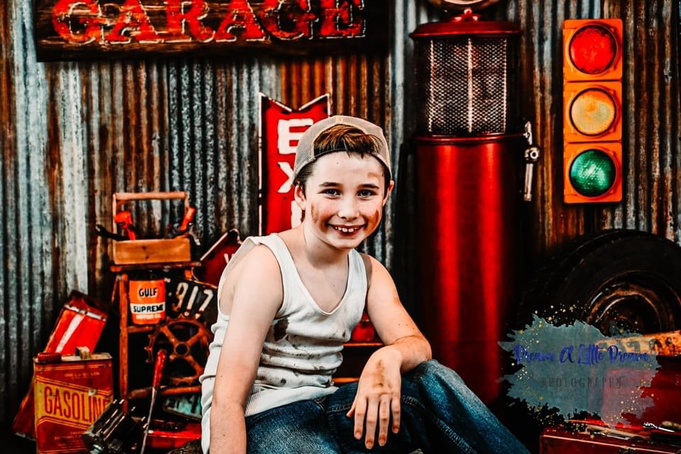 Gramps Garage (Extra Props)