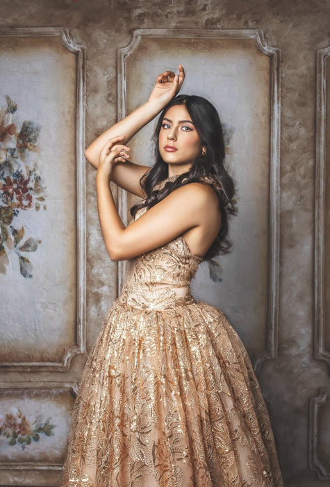 Heritage Wall Floral