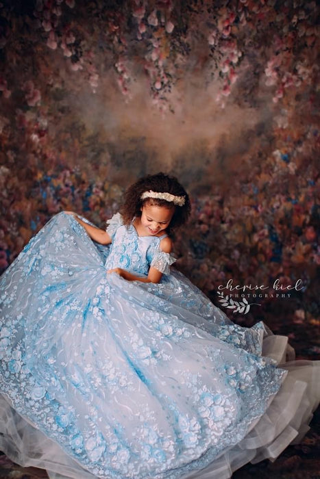 Heirloom Hopping Down the Trail