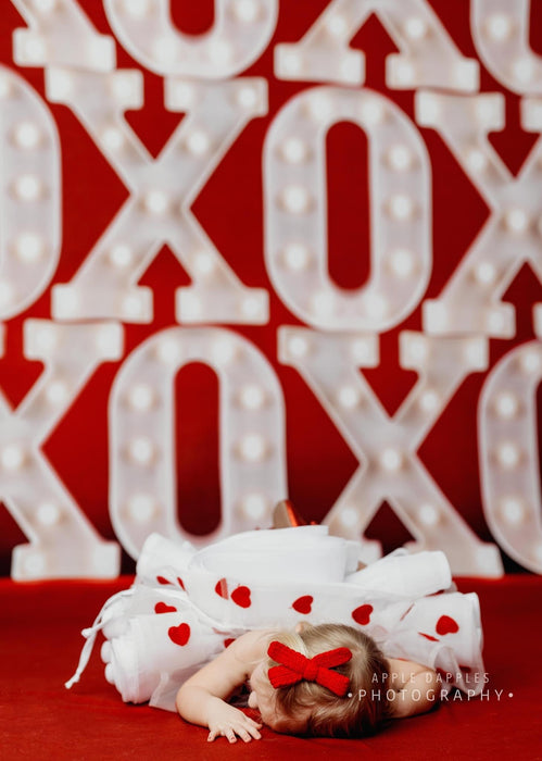 Hugs and Kisses in Red (JA)