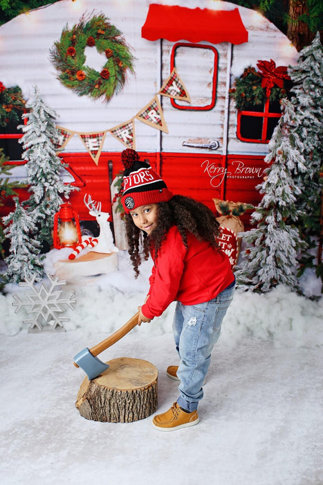 Winter Camper Decorated (Extra Lights)