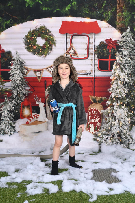 Winter Camper Decorated (Extra Lights)