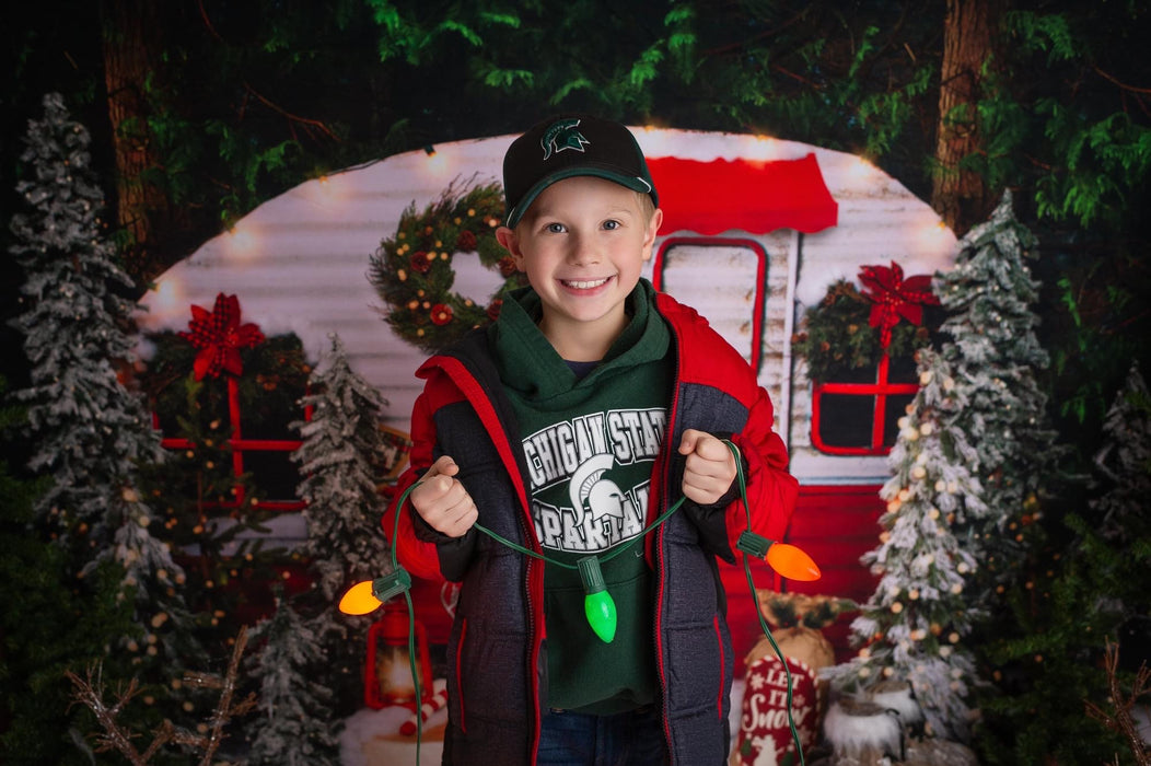 Winter Camper Decorated (Extra Lights)