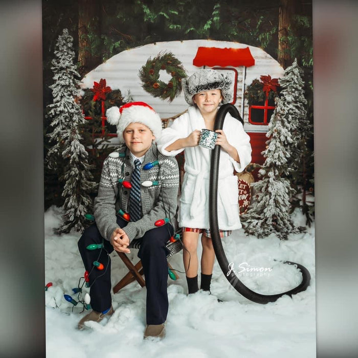 Winter Camper Decorated (Extra Lights)