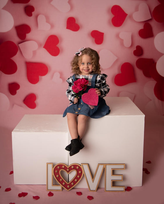 Sweeps Surrounded with Love (CC)