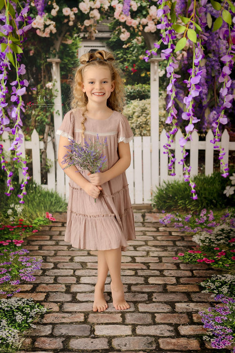 Sweeps Wisteria Lane (CC)