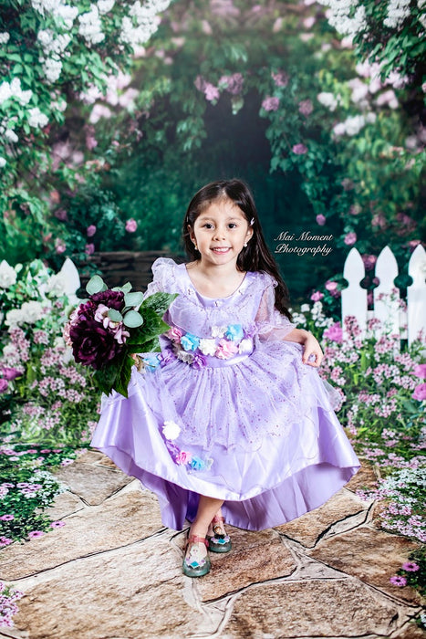 Sweeps First Blooms of Spring (CC)