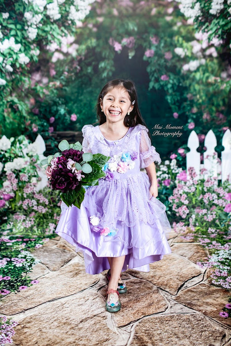 Sweeps First Blooms of Spring (CC)