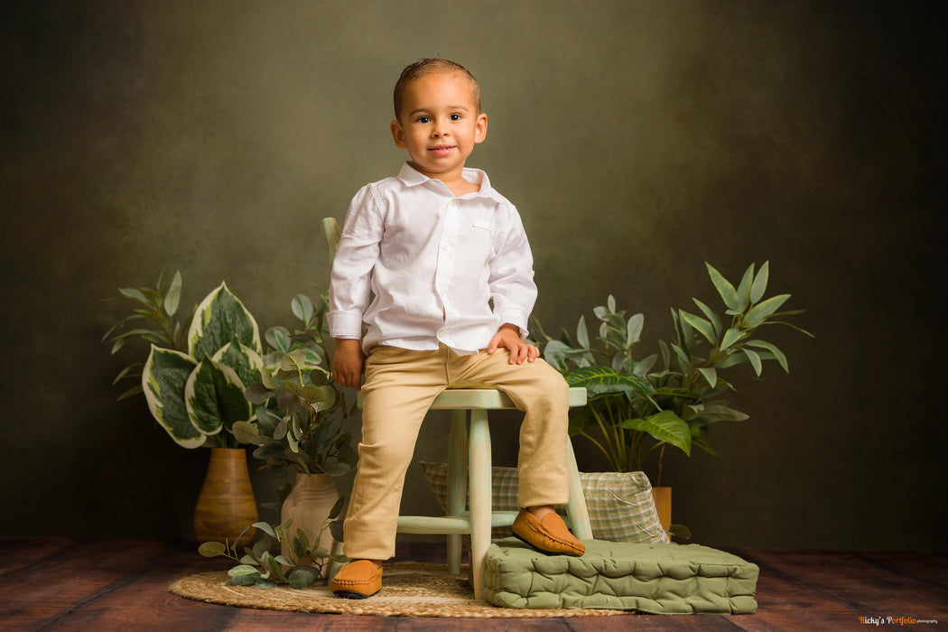 Sweeps Allure Hint of Moss