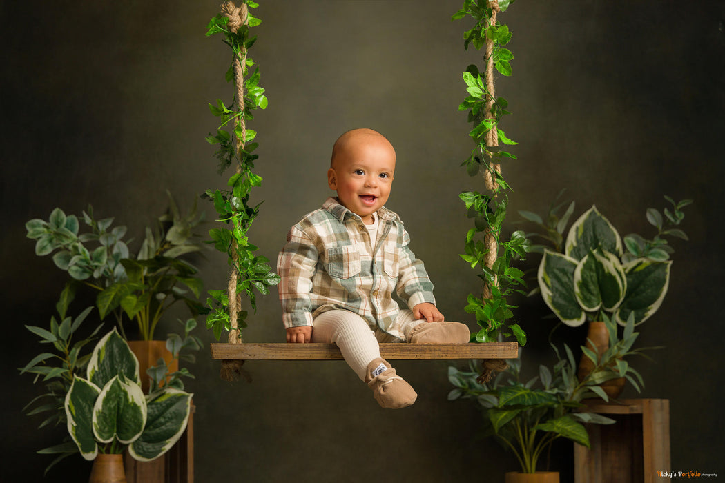 Sweeps Allure Hint of Moss