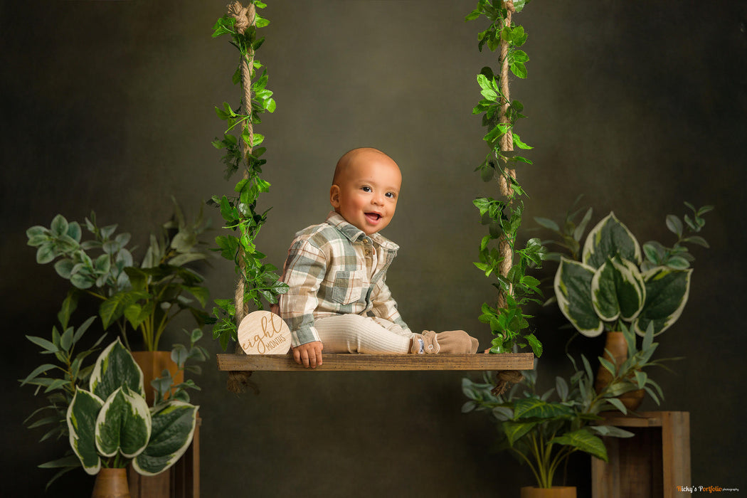 Sweeps Allure Hint of Moss